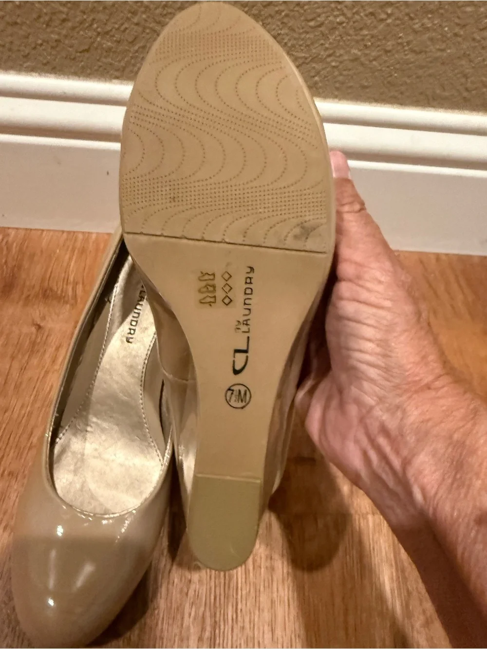 CL by Laundry Beige Patent Round Toe Pumps